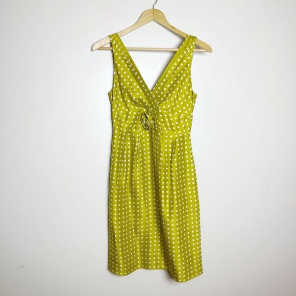 SALE! Chartreuse J. Crew Polka Dot Rosette Dress Size 2 EUC - Picture 1 of 5